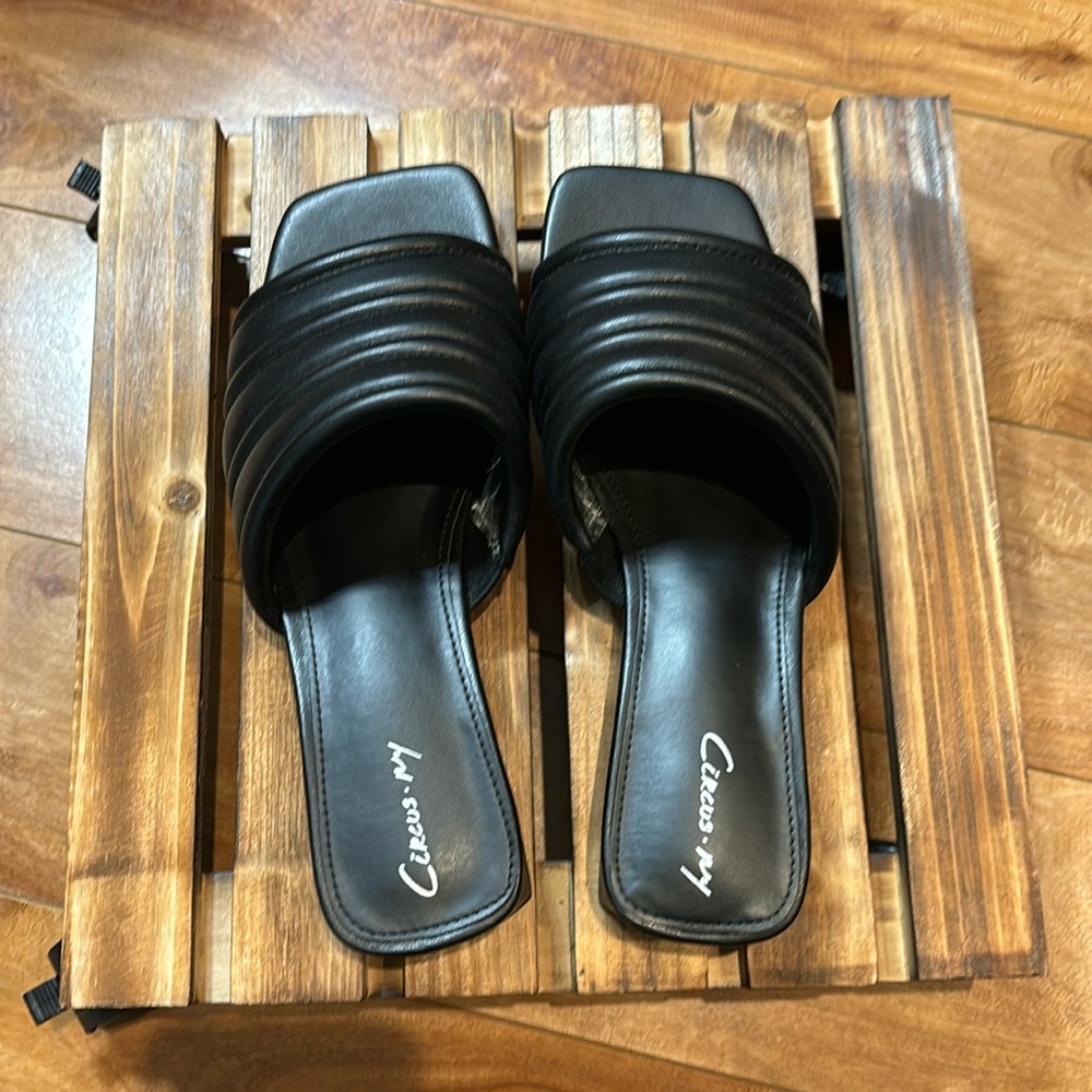 Circus by Sam Edelman Sandals